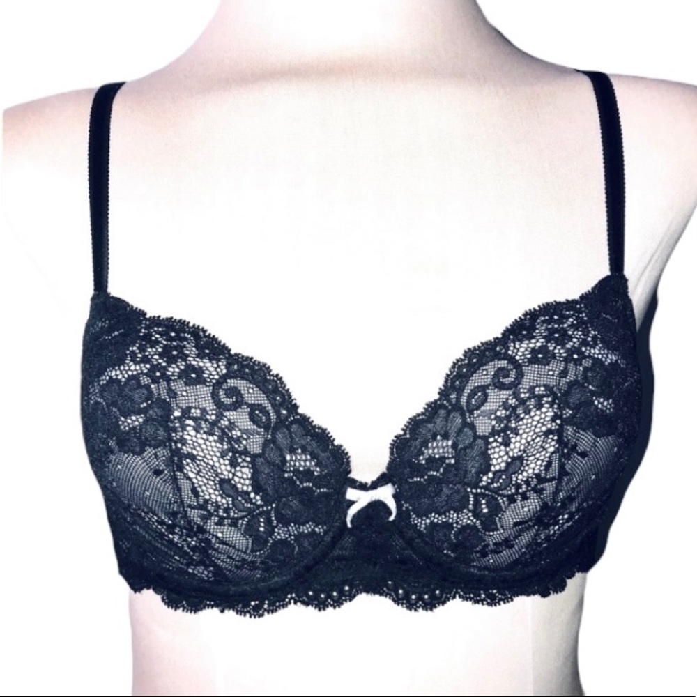 Victoria’s Secret Dream Angels lace lined Demi Bra black 34C